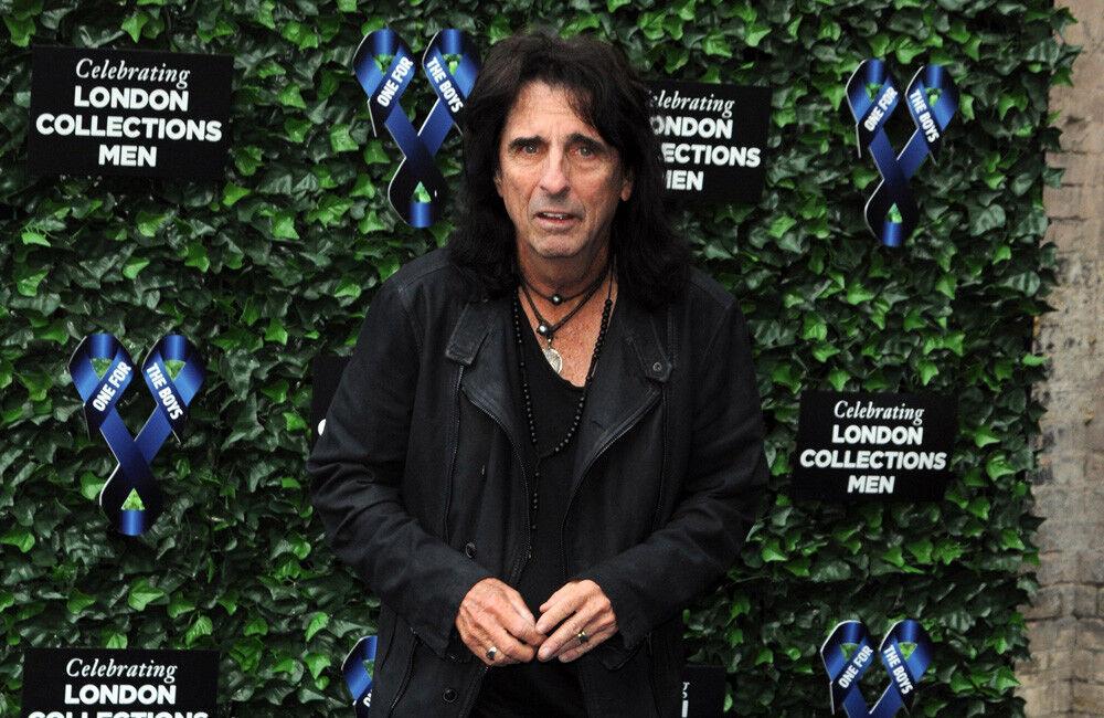 Alice Cooper Felt ‘beat Up’ By Covid 19