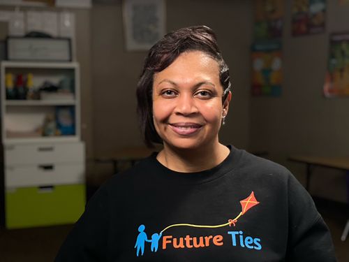 Covid Forced Too Many Parents To Choose Between Work And Helping Their Kids With Remote Classes. This Cnn Hero Is Giving Families The Support To Do Both