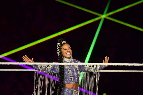 Wwe Stars Bianca Belair And Sasha Banks Make History As First Black Women To Duke It Out In Wrestlemania Main Event