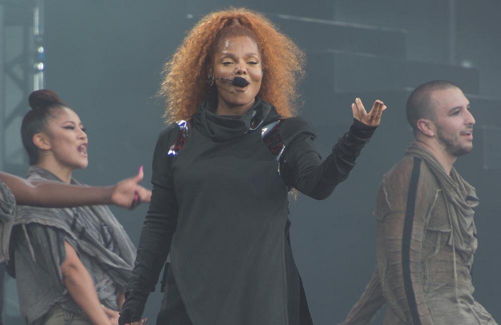 Janet Jackson To Release Nfts For 35th Anniversary Of Control