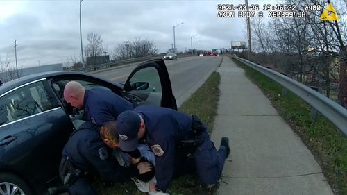 Michigan Police Officer Punches Suspect During Traffic Stop Arrest. Department Chief Defends Actions