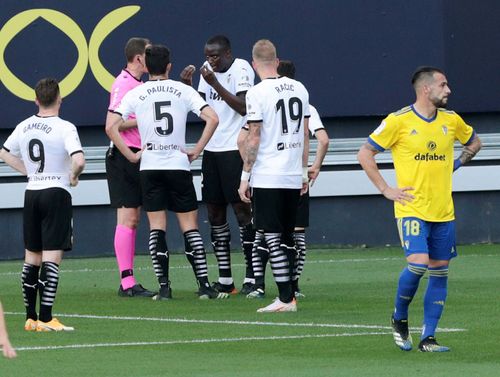 La Liga Finds No Evidence Cádiz’s Juan Cala Insulted Valencia’s Mouctar Diakhaby ‘in The Alleged Terms’