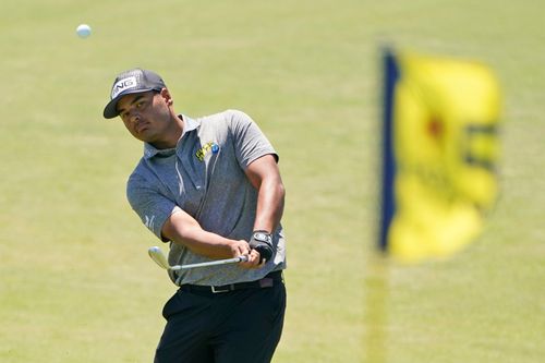 ‘do I Have To Get It?!’: Sebastián Muñoz Hits Golf Ball Into Trash Can During Pga Championship