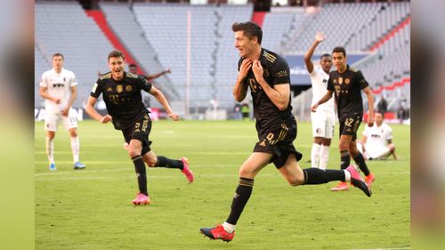Robert Lewandowski Breaks 49 Year Goal Scoring Record With 41st Goal Of The Season
