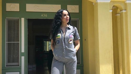 She’s Celebrating Mother’s Day By Giving Away Bags Full Of Care Items To Women In Shelters