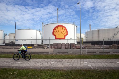 Court Orders Shell To Slash Co2 Emissions In Landmark Climate Ruling