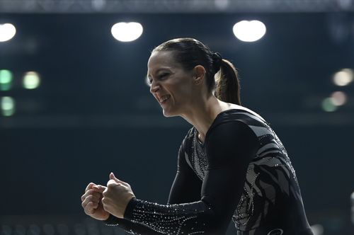 A 32 Year Old Mom Of Two And Olympic Medalist Competes In First Gymnastic Meet In 9 Years
