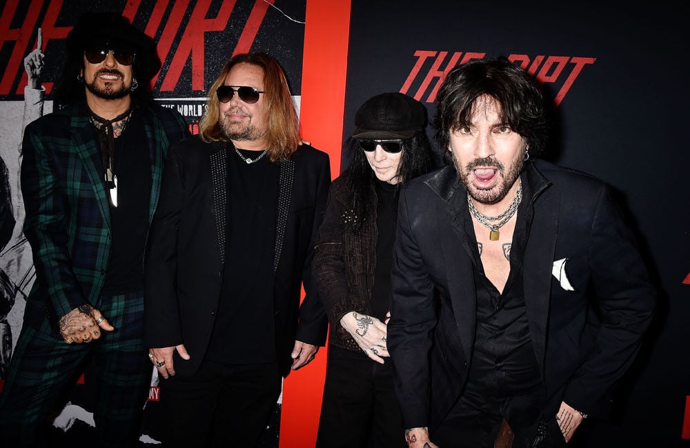 Motley Crue’s Stadium Tour Postponed To 2022