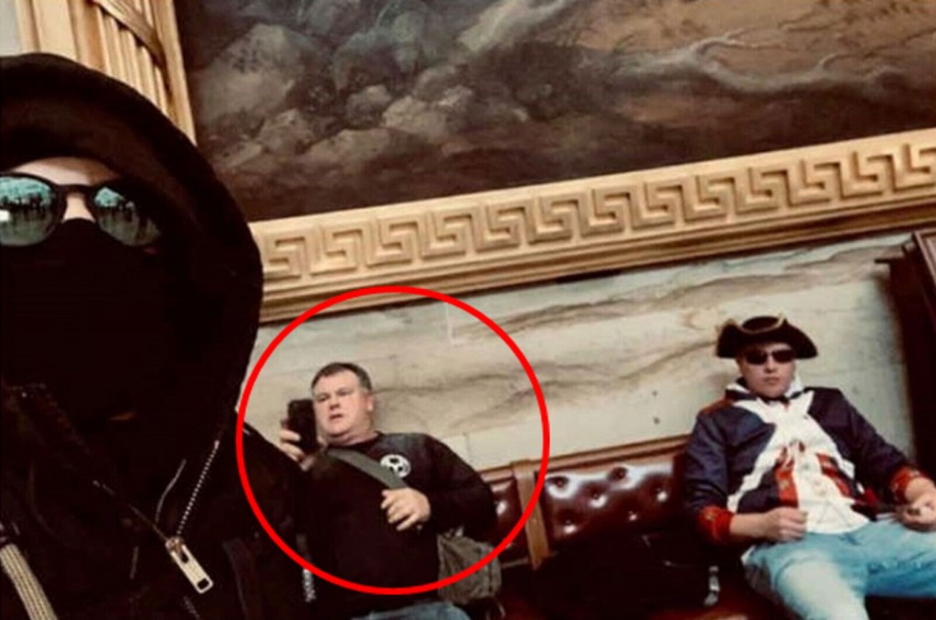 Grandma’s Gossip Chain Prompts Fbi To Identify Us Capitol Riot Defendant
