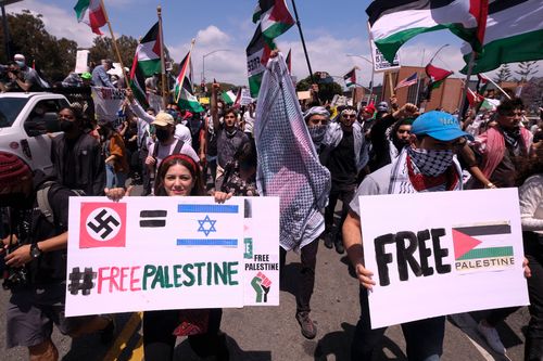 Young Jewish Americans Rocked By New Hate Fueled By Israel Palestinian Conflict
