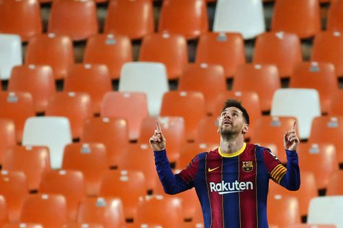 Lionel Messi Double Against Valencia Keeps Barcelona’s Title Hopes Alive