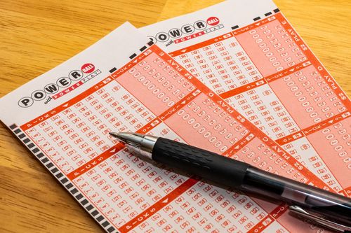 Woman Wins $2 Million After Buying Lottery Ticket For The Wrong Drawing