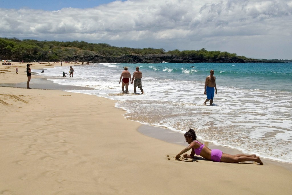 ‘dr. Beach’ Says Powerful Hawaii Shoreline Is 2021’s Best