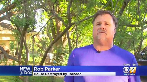 Dad Shielded 5 Year Old Daughter From Tornado