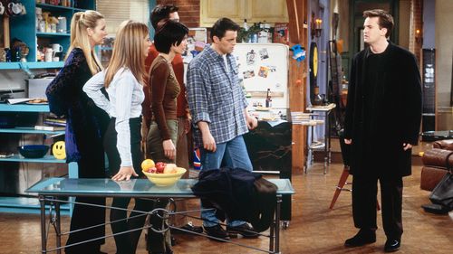 Matthew Perry Says He Had Major Anxiety While Filming ‘friends’ — And Nobody Else Knew