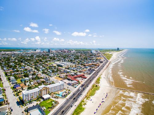 Authorities Are Searching For A Missing 7 Year Old Who Disappeared On A Texas Beach