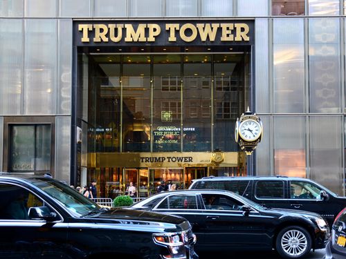 Ny Prosecutors Examining Cash Bonuses At Trump Organization, Sources Say