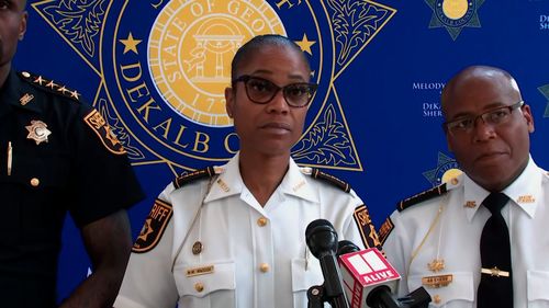 1 Dead, 2 Injured After Dispute Over Mask At Georgia Grocery Store, Sheriff Says