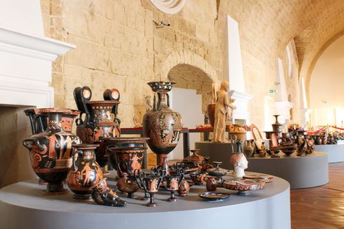 Hundreds Of Stolen Artifacts Recovered In Italy