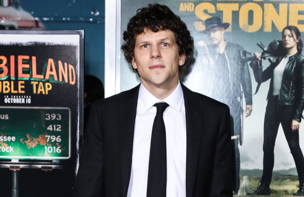 Jesse Eisenberg Cast In Manodrome