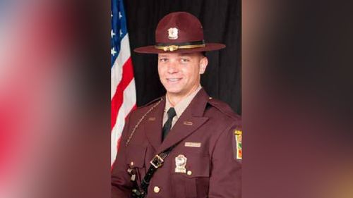 Former Minnesota State Trooper Pleads Guilty To Texting A Detained Woman’s Nude Photos To Himself