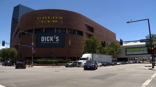 4 Police Officers In California Are On Leave After Video Shows A Suspect Being Punched And Kicked During An Arrest