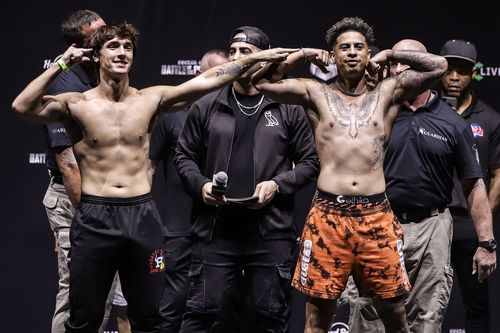 Boxing, Influencers And Nfts Share The Stage As Youtubers And Tiktokers Fight In Battle Of The Platforms