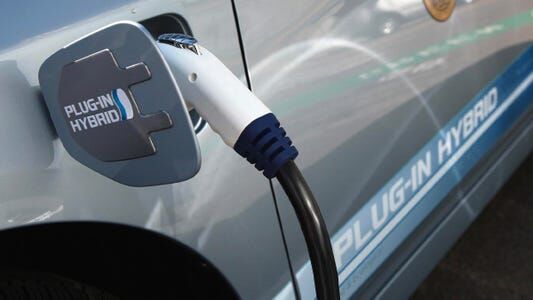 What Is A Plug In Hybrid Electric Vehicle?