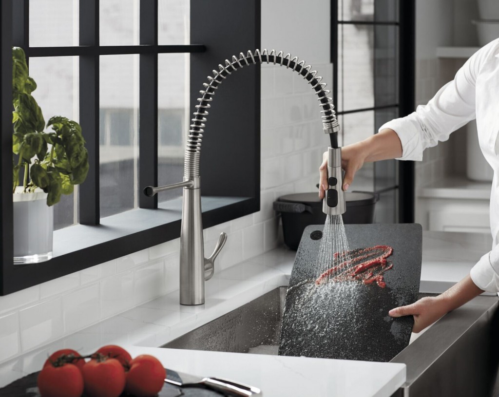 How To Choose The Best Spray Faucet For Your Kitchen