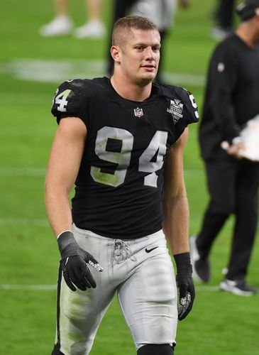 Carl Nassib Of Las Vegas Raiders Is First Active Nfl Player To Announce He Is Gay