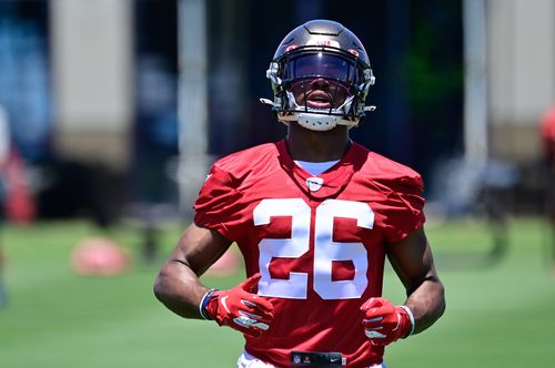 Navy Denies Football Team Captain’s Request To Delay Service And Try To Play In The Nfl