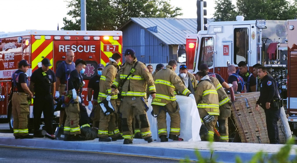 5 Die In Hot Air Balloon Crash In New Mexico’s Largest City