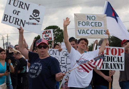 Employees Protest Against Houston Hospital’s Policy That All Staff Must Be Vaccinated Against Covid 19