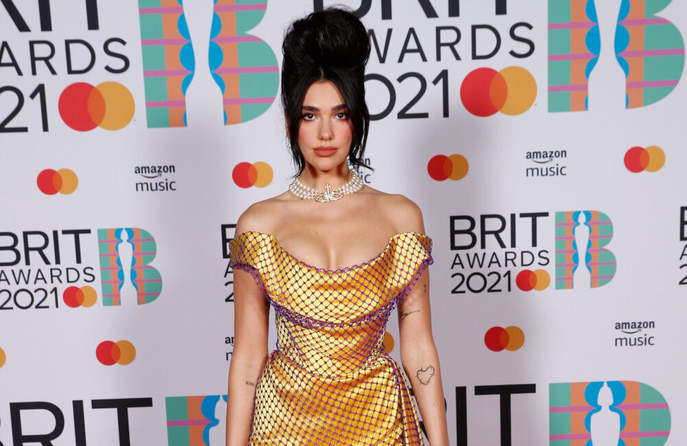 Dua Lipa Didn’t Hesitate To Change Style For Versace Shoot