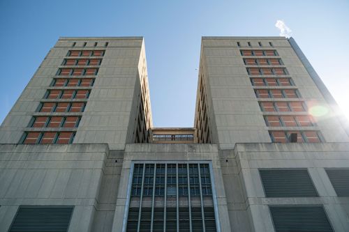 Family Of Inmate Who Died After Being Pepper Sprayed In Brooklyn Federal Prison Sues