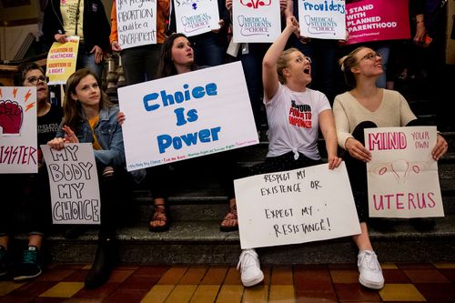 Judge Blocks Iowa Abortion Law Requiring 24 Hour Waiting Period