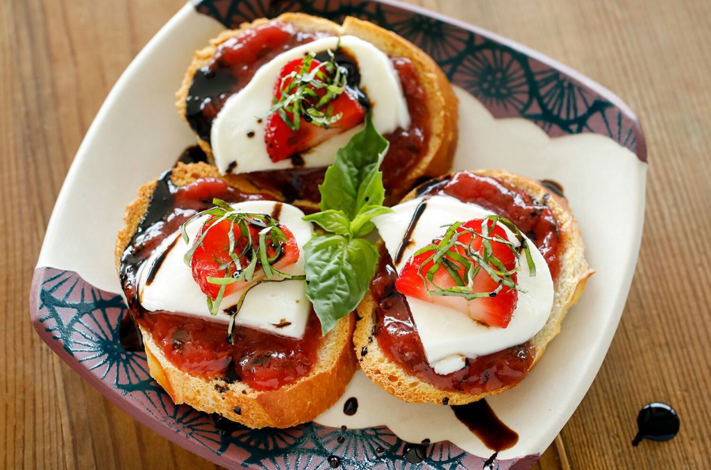 Strawberry Caprese Canapés With Strawberry Basil Jam