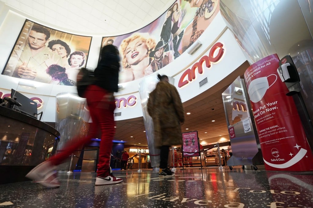 Amc, This Summer’s Blockbuster Stock, Warns Of Plot Twists