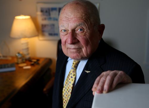 Famed Trial Lawyer F. Lee Bailey, Whose Clients Included O.j. Simpson, Dies