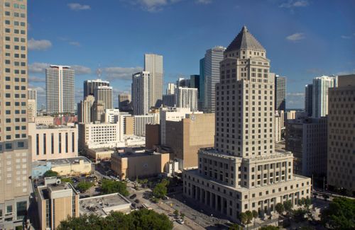 Historic Miami Dade Courthouse Closed Due To ‘safety Concerns’ Following Condo Collapse