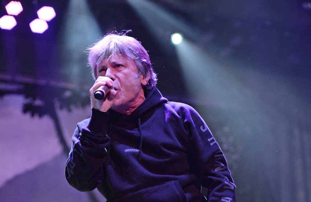 Bruce Dickinson Has Heavy Metal In His Leg Since Hip Operation