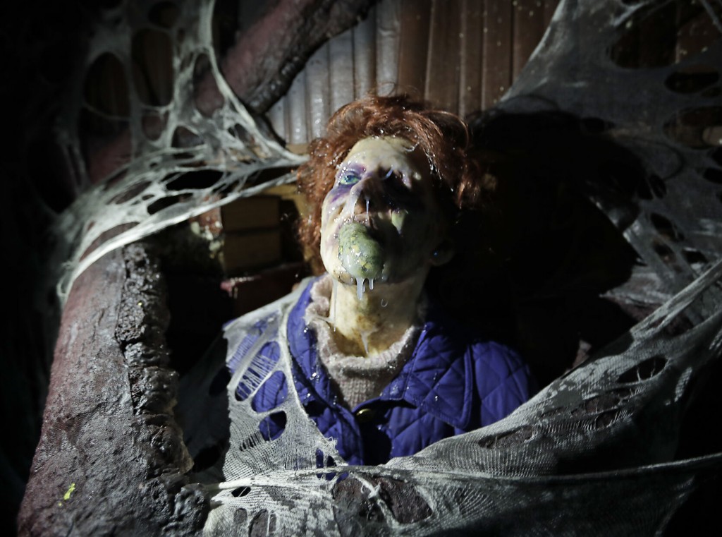 Halloween Horror Nights Returning To Universal Theme Parks
