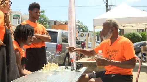 Produce Stand Owner Mentors City’s Youth