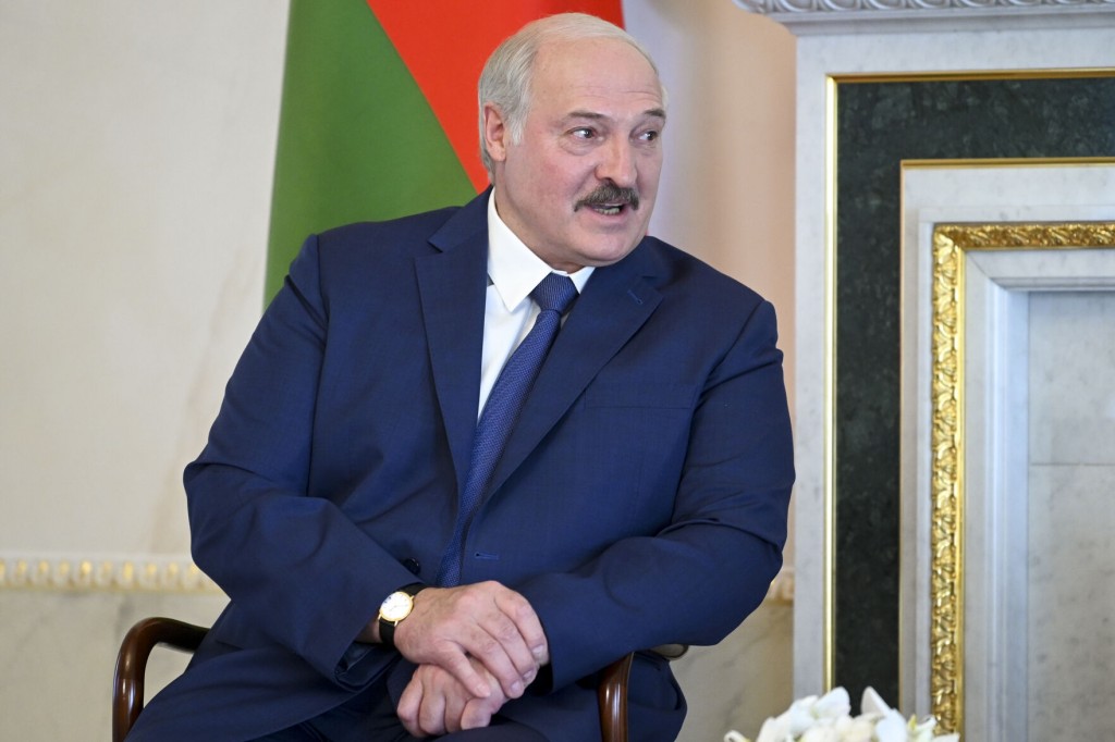 Putin Hosts Leader Of Belarus For Talks On Closer Ties