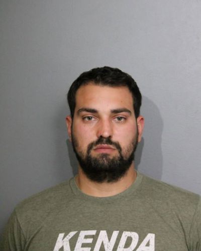 Man Arrested After Guns Were Found In His Chicago Hotel Room. The Mayor Called Them ‘weapons Of War’
