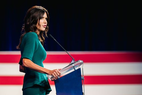 Kristi Noem Criticizes Gop Governors Who Enacted Covid 19 Mandates While Accusing Some Of Rewriting Their History
