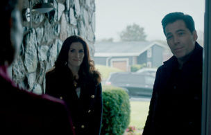 ‘surrealestate’ Stars Tim Rozon & Sarah Levy On Why Their Characters Work Well Together