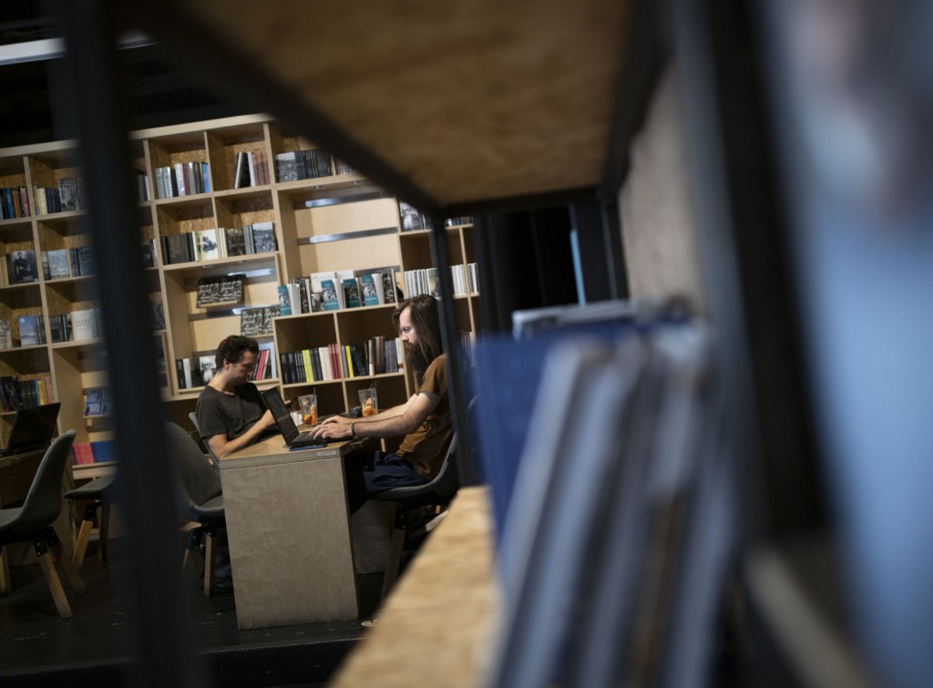 Hungary: Writers, Bookstores Brace For Ban On Lgbt Content