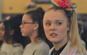 Jojo Siwa Dares To Be Different In ‘the J Team’ Trailer For Paramount+ (video)