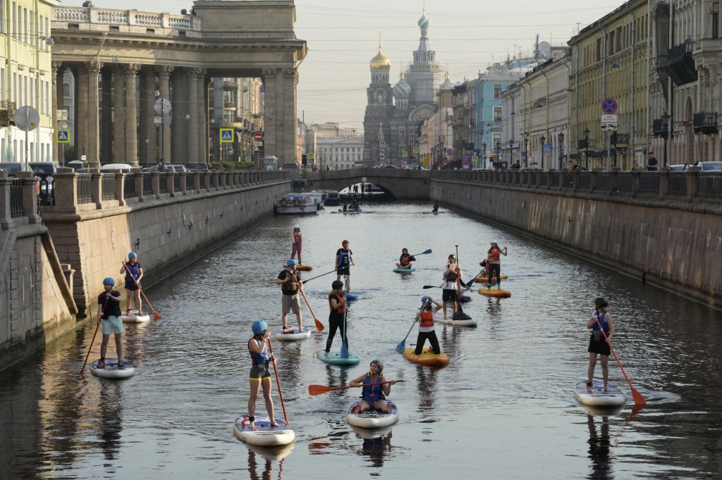 More Than 100 Dead In Europe Floods; Schumer Sets Infrastructure Vote; British Open Underway
